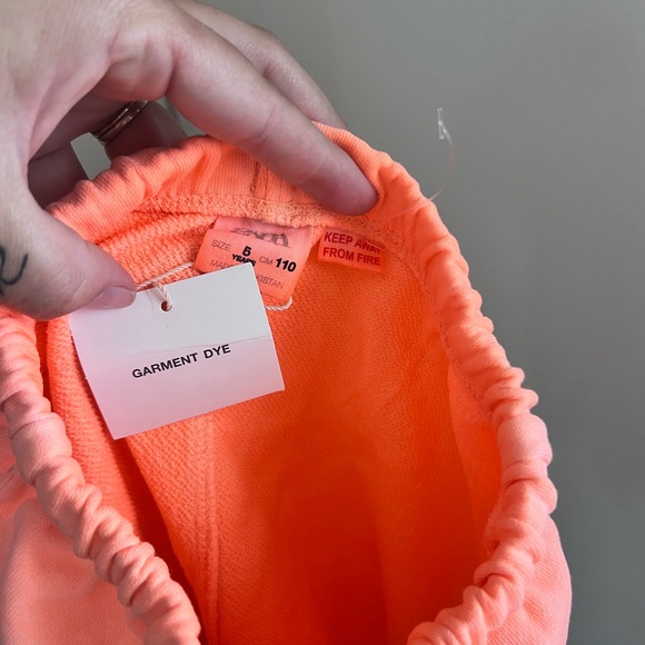 Zara - Picture 3 of 3